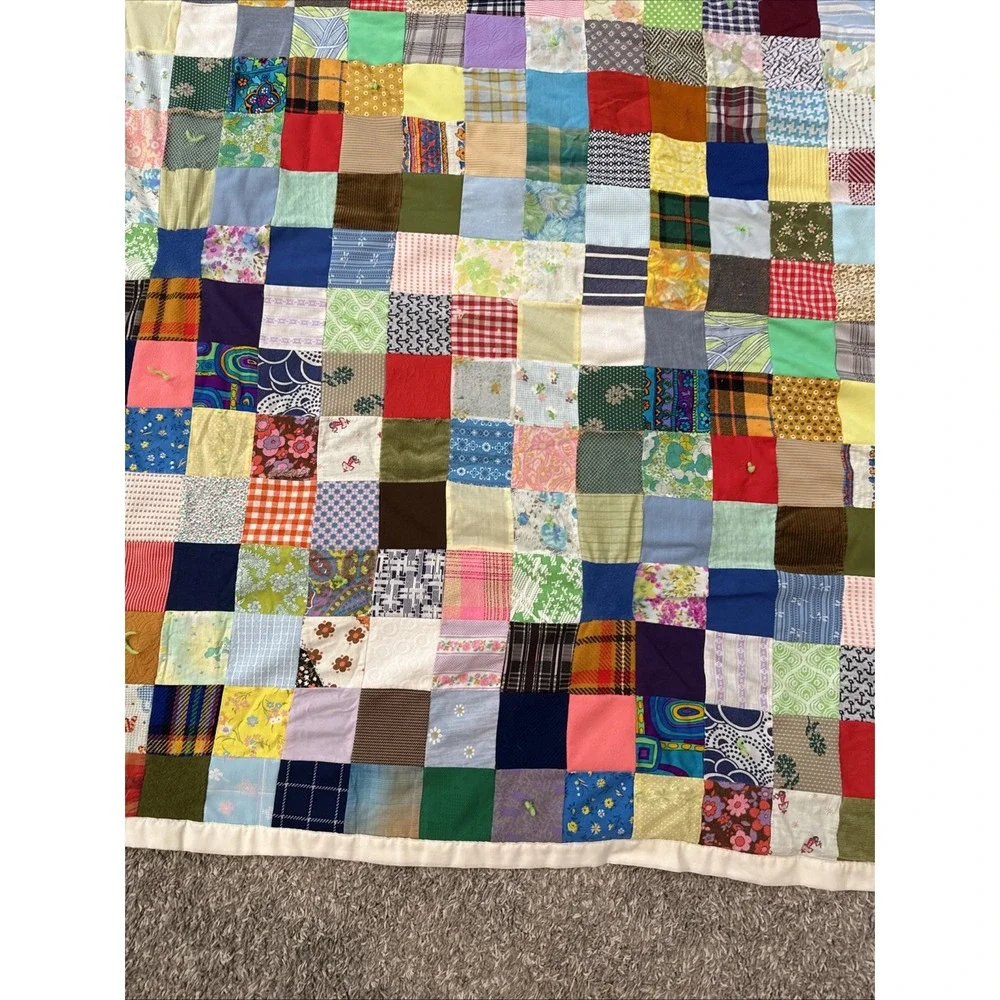 Vintage Quilt 90x89 Apples, Flowers